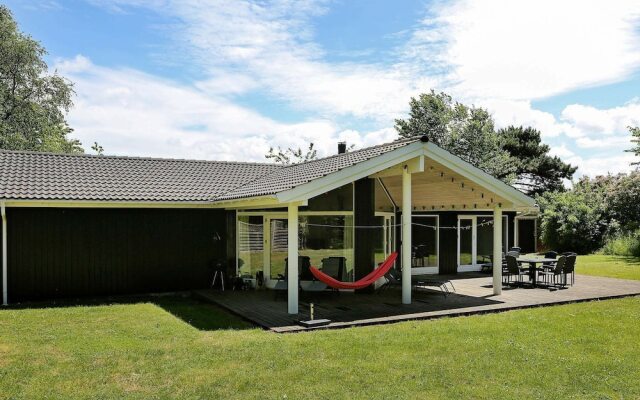 10 Person Holiday Home in Gilleleje-by Traum