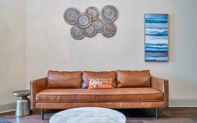 Spacious Sazerac Sanctuary