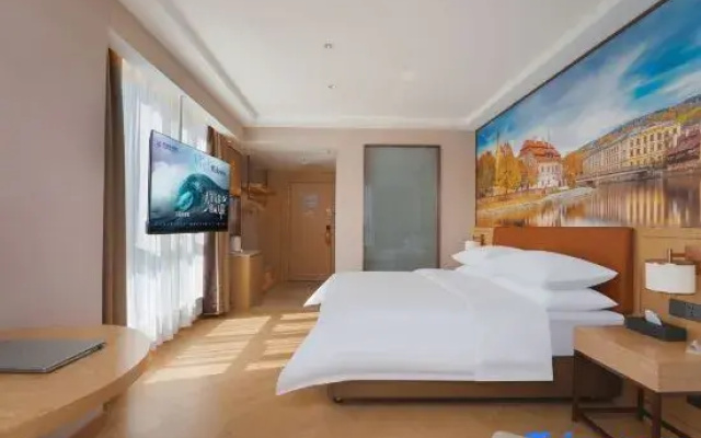 Vienna Hotel (Dongtai Hengrong Plaza)