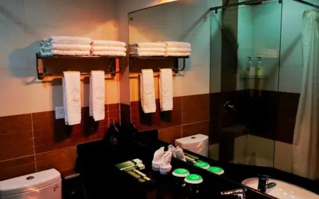 Luming Hotel