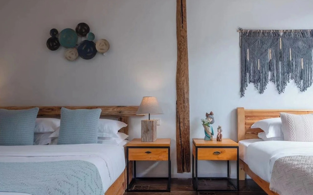 lijiangluxianbaomimihuayuankezhan