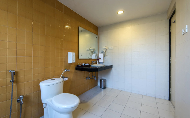 Phoenix – Bathroom – Pune