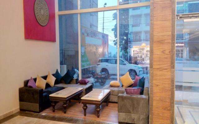 Clarks Inn Suites Katra