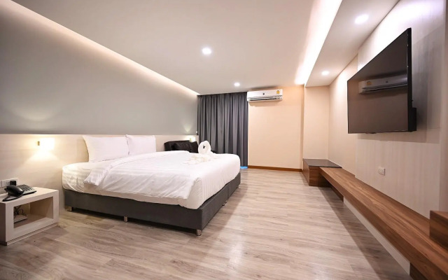 L2 Hotel (SHA Extra Plus)
