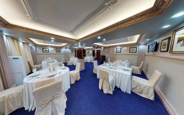 Farhyda & Frères Hôtels