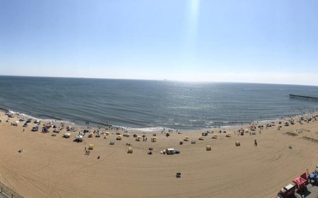 Sun and Sand Resort Oceanfront Suites
