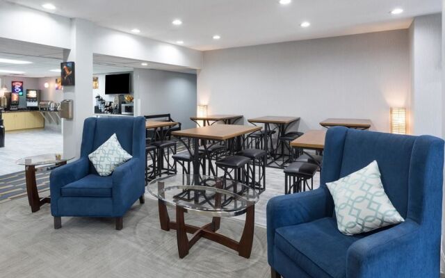 Microtel Inn & Suites By Wyndham Stockbridge/atlanta South