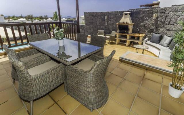 Villa Azure - LH122 By Villas Now Ltd