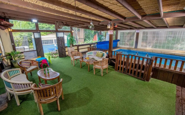 SOL Suite In The Village