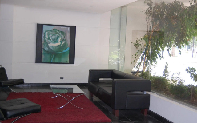 Nunes Studio Los Leones