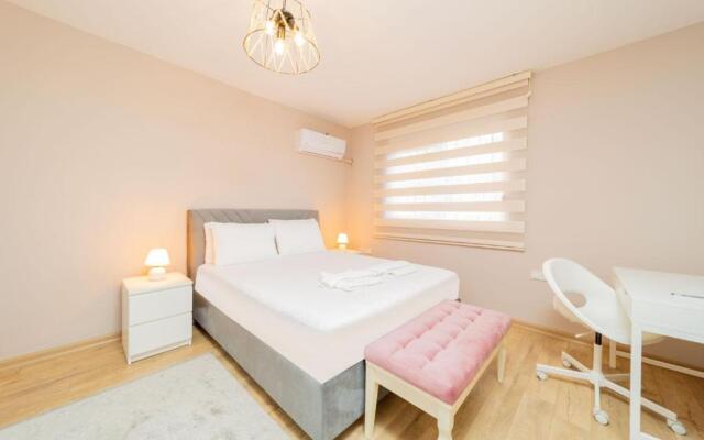 Full Furnished Spacious Flat In Antalya