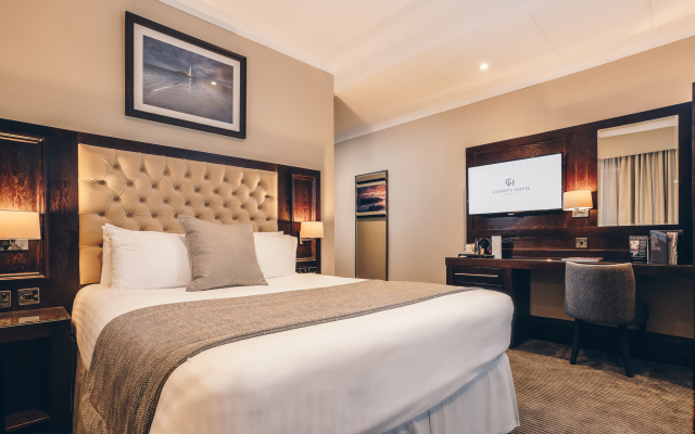 County Hotel & County Aparthotel Newcastle