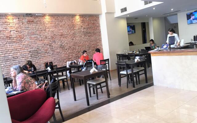 TH Bue Hotel
