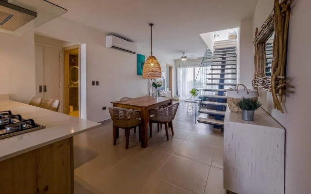 Incredible Beach Penthouse With Bbq and Rooftop