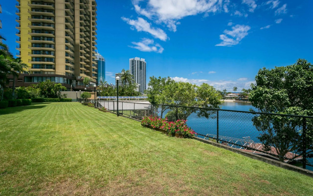 Waterways Luxury Apartments