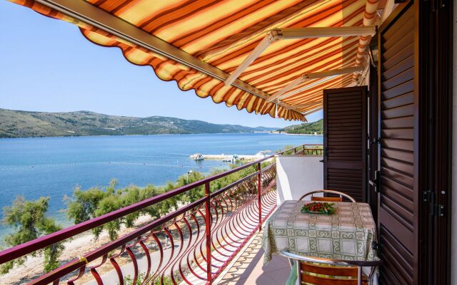 Apartment VV A1 Seget Vranjica, Riviera Trogir
