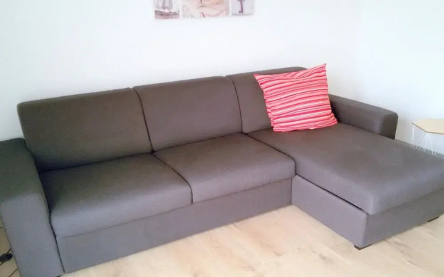 Renovated Apartment With Lake View, Swimming Pool, Wifi, in Val di Ledro