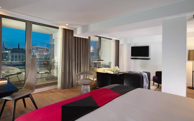 Sea Containers London