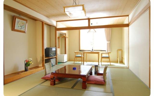 Shiganoyu Hotel – Guest Rooms – Yamanouchi