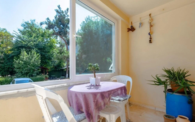 Lovely Flat Near Popular Attractions in Kadikoy