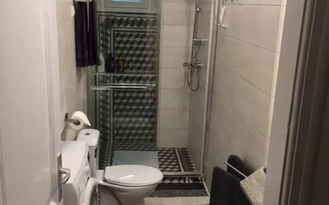 APARTMENT MAX 4 stars