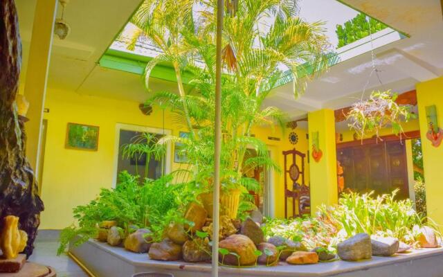 Shammie Guest House