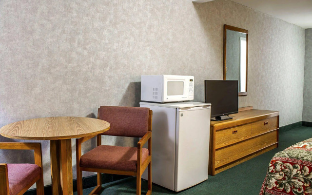 Rodeway Inn Moosic - Scranton
