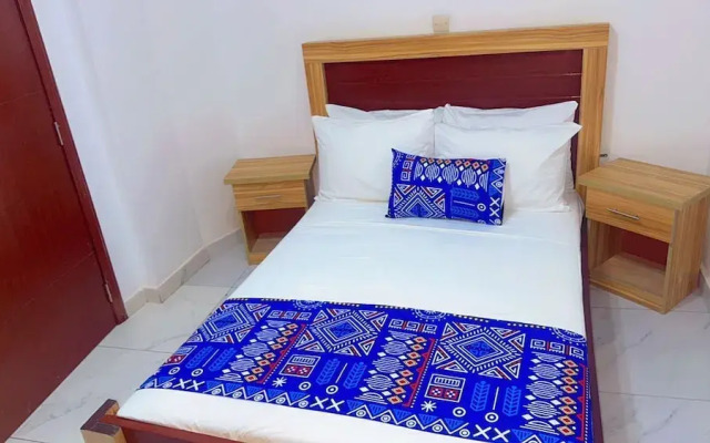 Touraco Suite Hotel Business