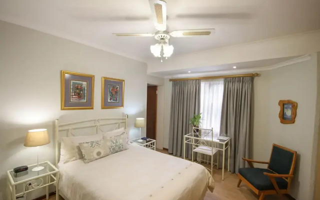 Old Oak Guest House