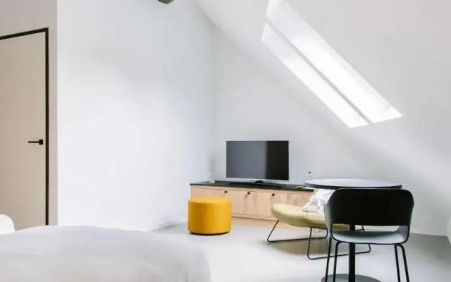 TRUST Hotel