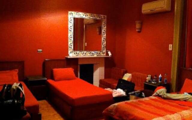 Paris Hostel