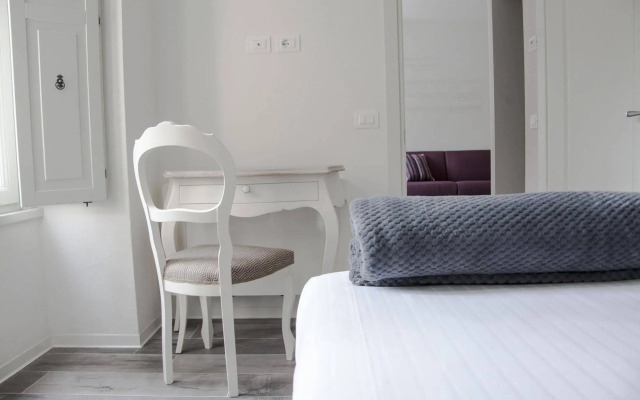 Villa Italia Luxury Suites and Apartments