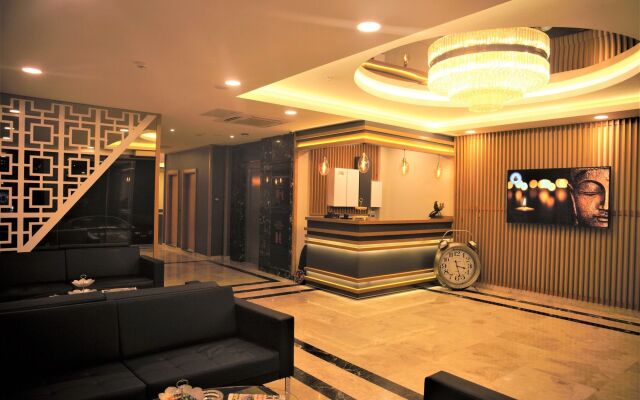 Random Suit Otel