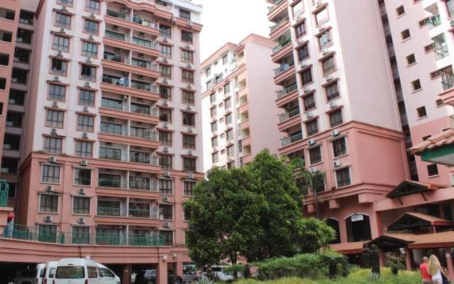 Marina Court@niza