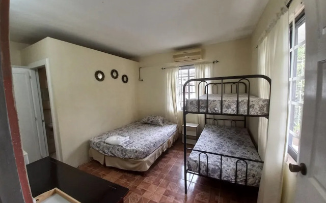 Shalom Guest House