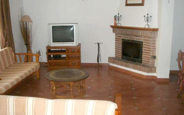 House With 4 Bedrooms in Fuengirola, With Private Pool, Furnished Terr