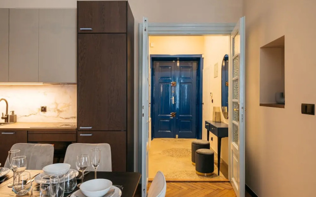 Moonlight II Apartment - LoftAffair