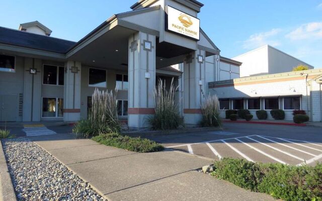 Pacific Sunrise Inn & Suites