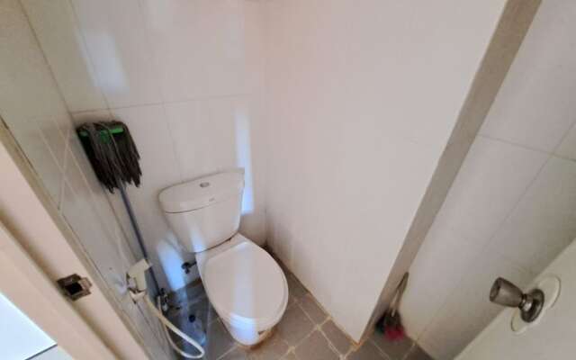 OYO Life 93139 Apartemen Grand Sentraland By Evi