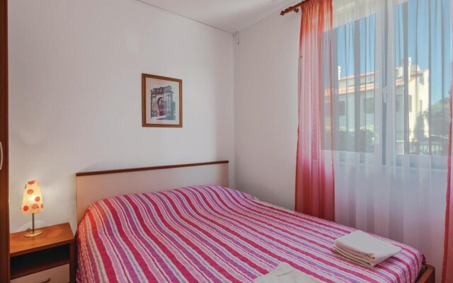 Stunning Home in Pula With Wifi and 5 Bedrooms