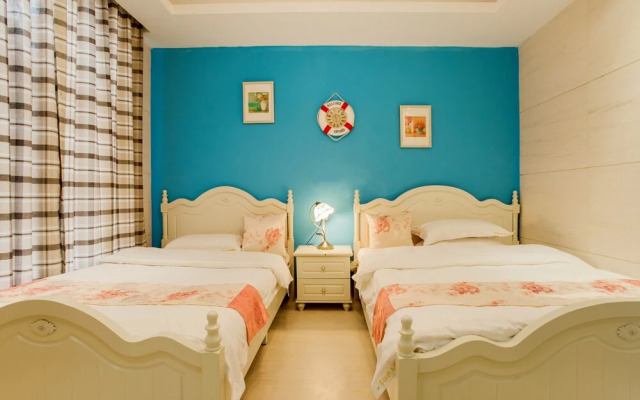 Deluxe Villa in Mingyue Mountain and Stream