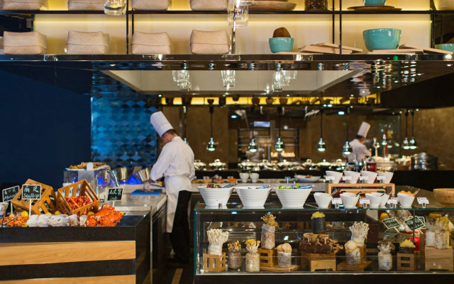 Renaissance Nanjing Olympic Centre Hotel