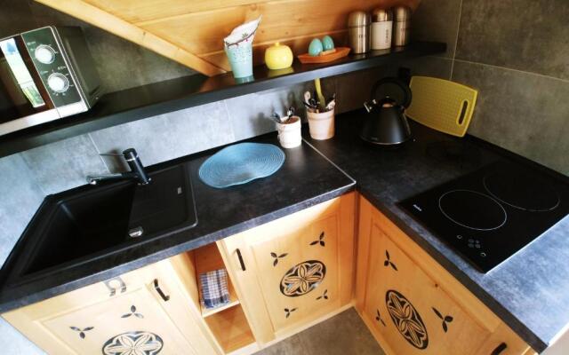 U Hani w pobli?u Gor?cy Potok i Termy