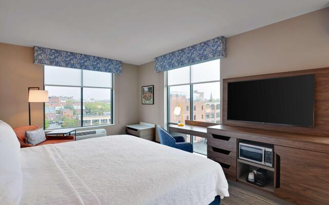 Hampton Inn Salem Boston