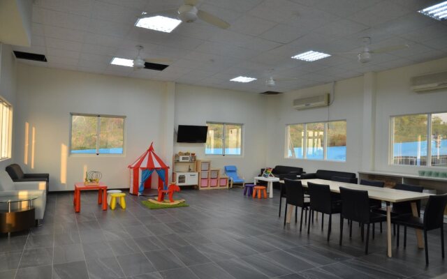 Loju Seaview Homestay