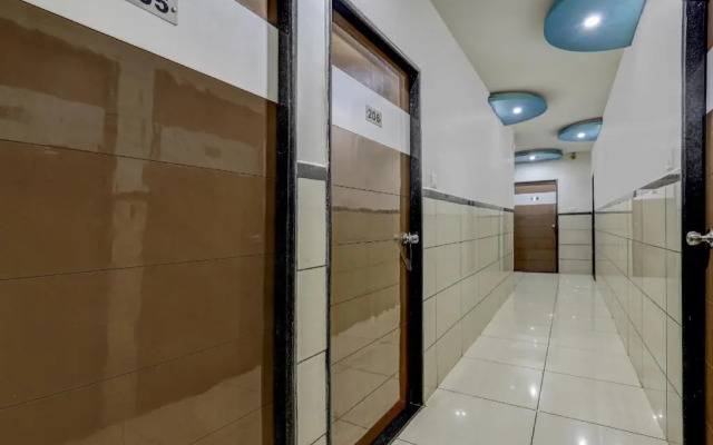 The Hotel by OYO Rooms