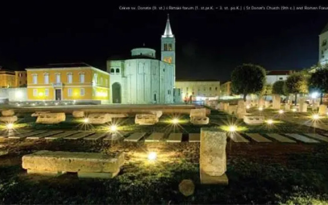 Reza Luxury Apartment