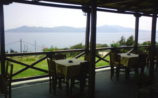 Four Seasons Villas