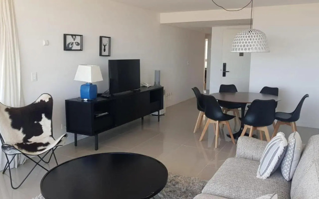 Departamento con terraza propia - Edificio Lumiere Punta del Este