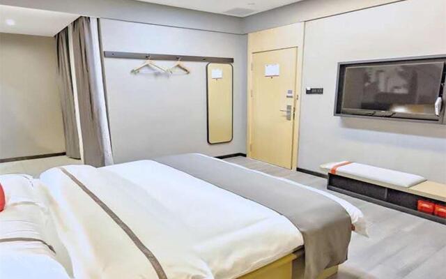 Thank Inn Hotel Hubei Yichang Wuyi Square